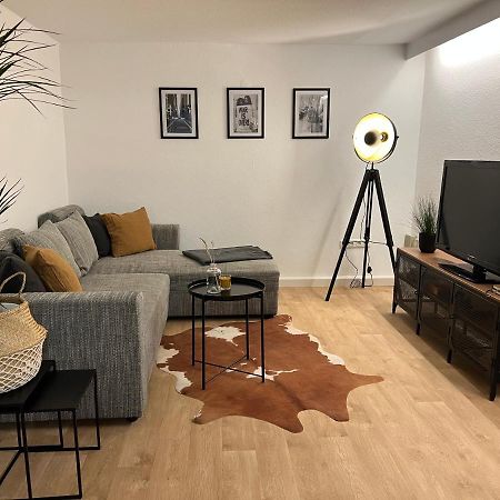 Modernes Haus Fuer 7 Gaeste 90M2 Tv Netflix Wlan Momlingen Exterior photo