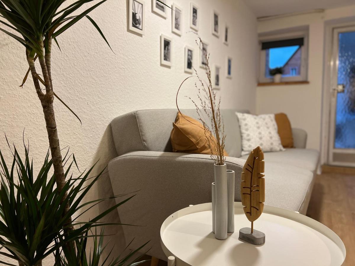 Modernes Haus Fuer 7 Gaeste 90M2 Tv Netflix Wlan Momlingen Exterior photo
